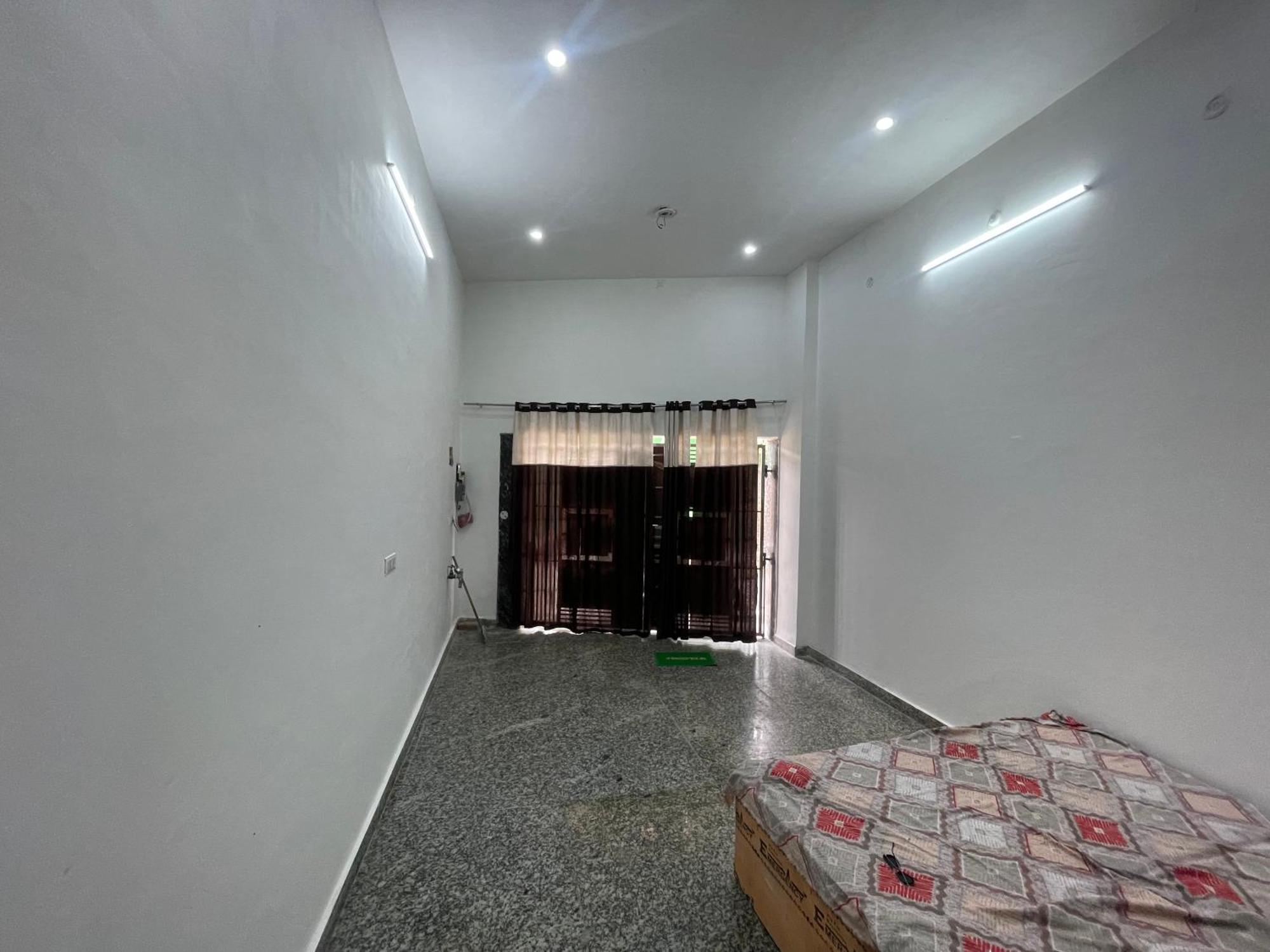 Rukmani Villas Group Of Rukmani Home Stay Mathura Eksteriør bilde