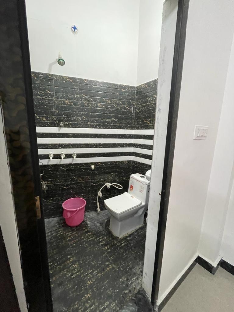 Rukmani Villas Group Of Rukmani Home Stay Mathura Eksteriør bilde